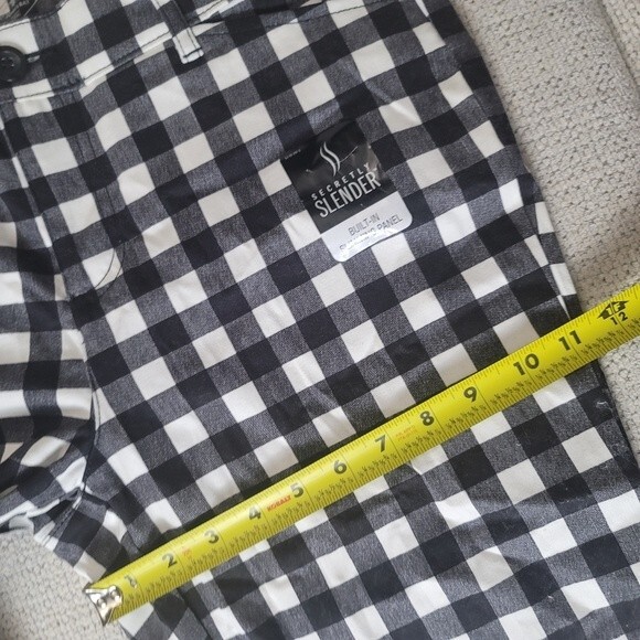 St. John's Bay Buffalo Check Stretch Slimming Fit Capri - Picture 13 of 14